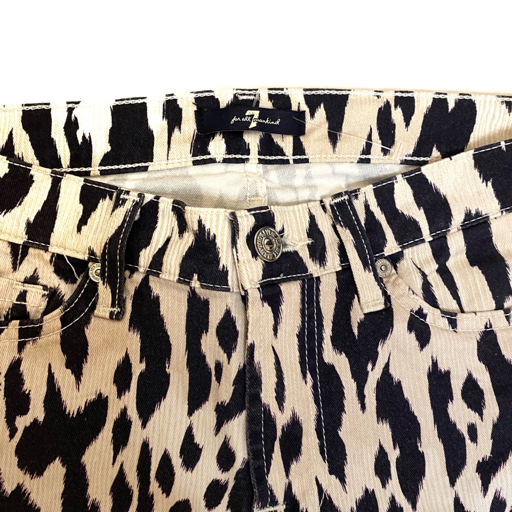 7 For All Mankind Animal Print Skinny Jean - Picture 4 of 8